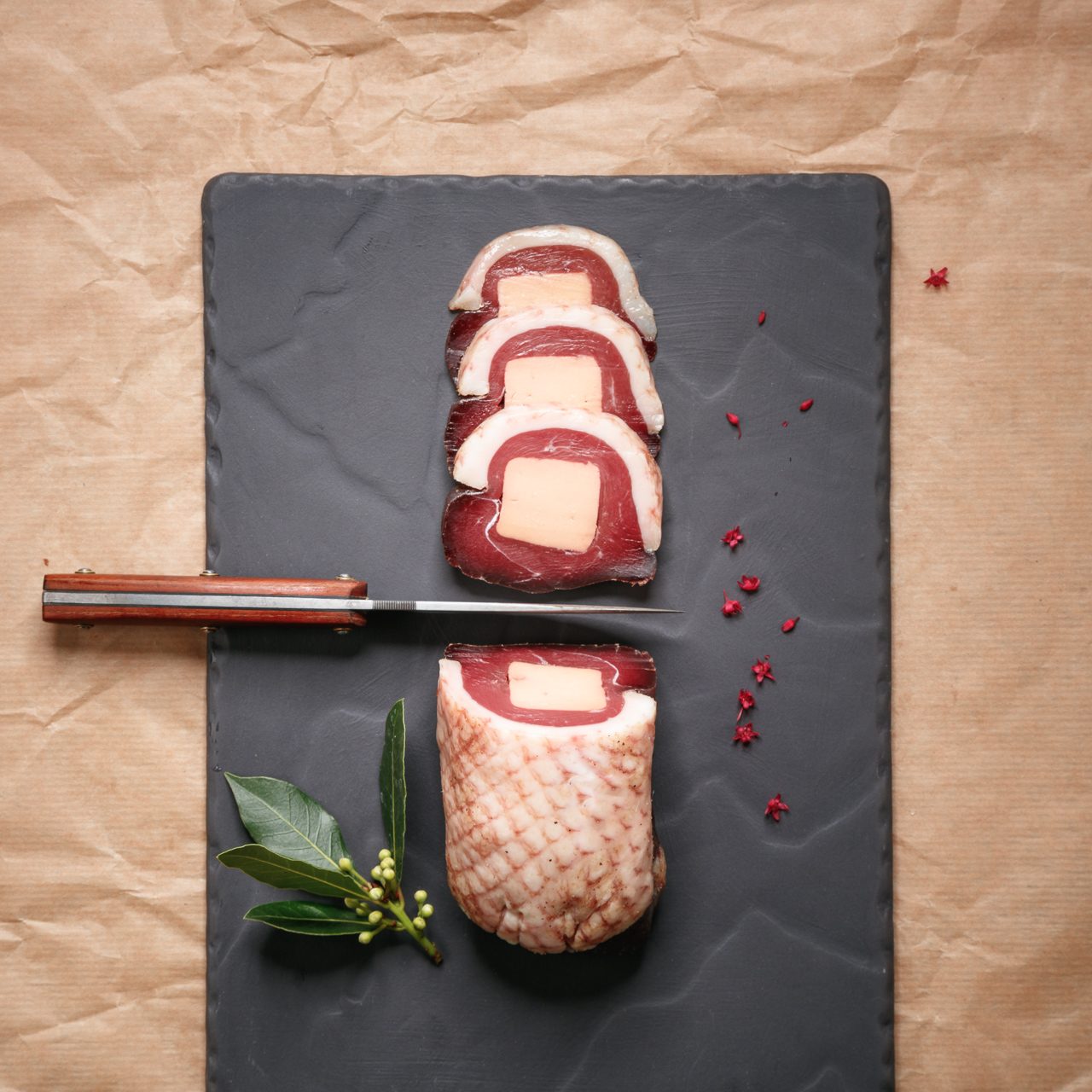 Magret séché fourré au foie gras